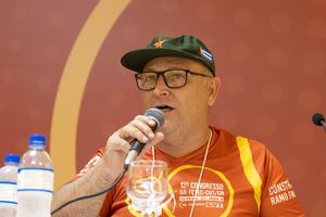 XII Congresso da Fetec-CUT/CN - aprovação de lutas e nova diretoria