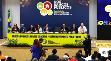 Sindicato participa de lançamento da Frente Parlamentar em Defesa dos Bancos Públicos