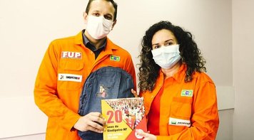 Petroleiros e bancários devem atuar juntos para reverter crise