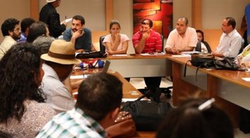 Quem é contra impeachment vai às ruas no próximo dia 16