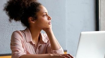 Teletrabalho pode precarizar ainda mais condições de trabalho da categoria bancária