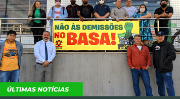 SEEB-AC realiza manifestação contra demissões 