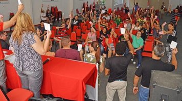 11ª Conferência aprova reivindicações e estratégias para Campanha 2016