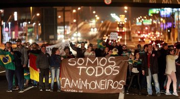 Apoio à paralisação dos caminhoneiros é de 87% dos brasileiros, diz Datafolha