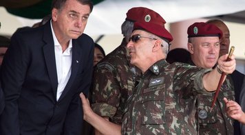 Bolsonaro se oferece a Trump como aliado-chave e relança cúpula conservadora latina