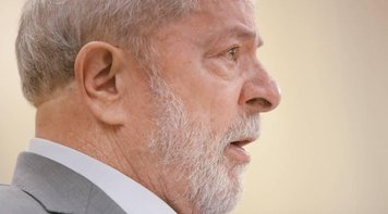 Da prisão, Lula diz que “bando de malucos” governa Brasil e que não troca liberdade por dignidade