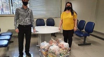 Funcionários do BB contribuem com campanha de arrecadação de alimentos do sindicato e comitê