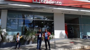 Dirigentes debatem assédio moral em agência do Bradesco