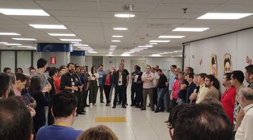 Bancários do BB em Brasília vestem preto e engrossam mobilização nacional contra a reestruturação