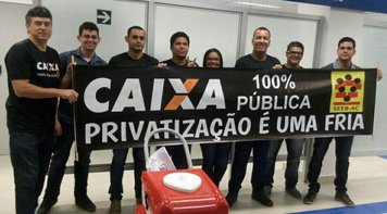 Diretores do SEEB-AC visitam agência da Caixa Imperador Galvez