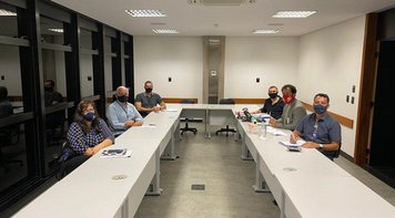 Sindicato se reúne com a Poupex para negociar o acordo coletivo 2020/2022