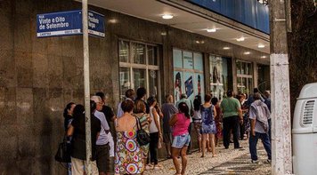 Bancários do Pará fazem ato, querem reunião com governador e pedem proteção contra coronavírus