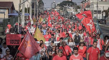MINUTO A MINUTO: Acompanhe as mobilizações em todo o país deste 1º de Maio 