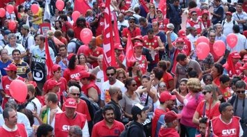 Confira como foram os atos do dia 18/03 nos Estados