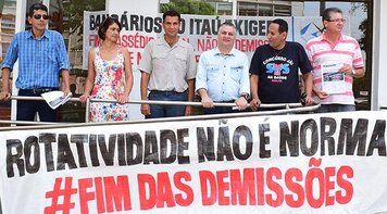 Bancários MT cobram contratações e protestam contra demissões no Itaú