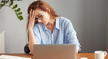 TST manda Santander pagar pensão mensal a bancária que teve transtorno psicológico e problemas ortopédicos