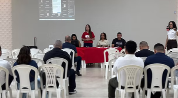 Trabalhadores da Caixa participam de assembleia híbrida e aprovam ACT