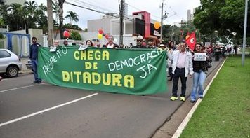 Mais de 10 mil pessoas vão as ruas no MS em defesa dos direitos