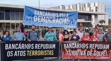 Bancários engrossam coro em defesa da democracia após ataque terrorista aos poderes