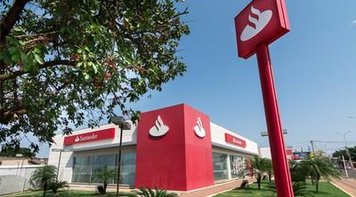 Mesmo com pandemia do coronavírus, Santander demite bancários em Campo Grande