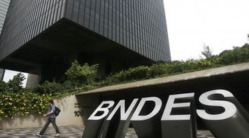 Funcionários fazem contraproposta ao BNDES para pôr fim ao impasse nas negociações