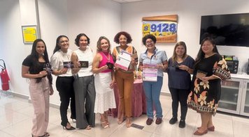 Sindicato dos Bancários de Dourados homenageia trabalhadoras nas agências pelo Dia Internacional da Mulher