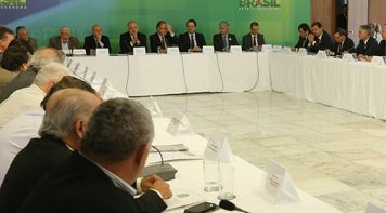 Reforma da previdência começará a ser debatida, mas proposta não agrada sindicalistas