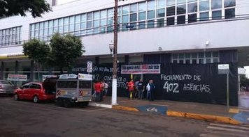 Funcionários do BB realizam protesto contra desmonte