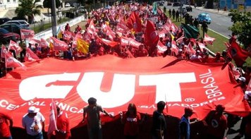 Não reconhecemos golpistas e seguiremos em luta por direitos