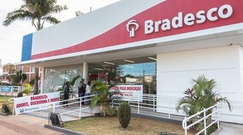Em Dia Nacional de Luta bancários percorrem agências do Bradesco de Campo Grande