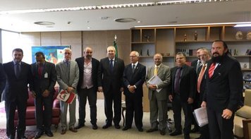 CUT e demais centrais se reúnem com novo ministro do TST e questionam lei Trabalhista de Temer