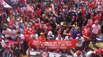 Governo golpista vai trazer de volta complexo de vira-lata