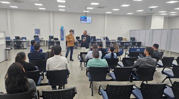 Direção da Fetec se reúne com empregados da Caixa em Rondonópolis para discutir problemas da empresa