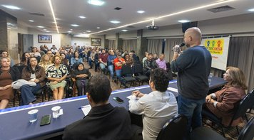 Abertura do 10º EEBAN/MS discute conjuntura política e os desafios da categoria bancária