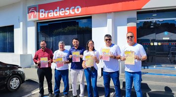 Sindicato dos Bancários do Acre realiza manifestação contra fechamentos e demissões no Bradesco