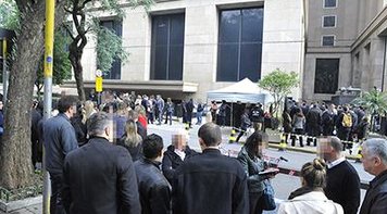 Em defesa dos direitos, bancários paralisam complexos e agências em São Paulo