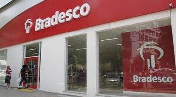 Bradesco fala em fechar agências país afora