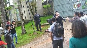 Estado de exceção: policia invade Escola Nacional Florestan Fernandes sem mandado de busca e apreensão