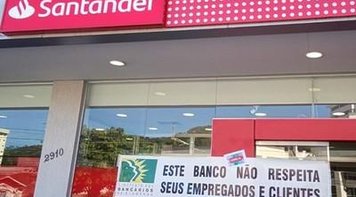 No Santander, funcionários são desrespeitados