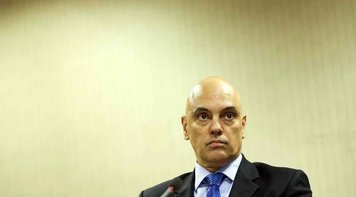 Moraes manda ao TSE provas do inquérito das fake news contra chapa Bolsonaro e Mourão