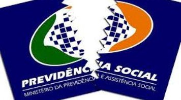 Reforma de Bolsonaro retarda aposentadoria, reduz valor do benefício e penaliza as mulheres