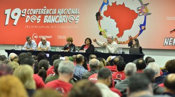 Na Conferência Nacional dos Bancários, Requião propõe referendo sobre reforma trabalhista