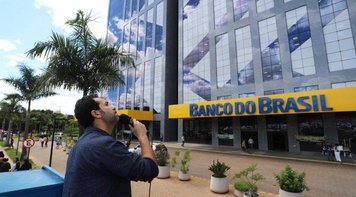 Sem ameaças, BB. Sente-se à mesa e venha negociar