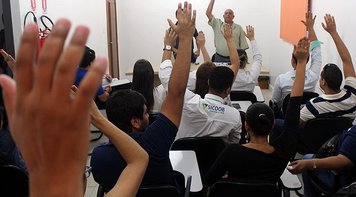 Funcionários do Sicoob rejeitam proposta e reivindicam reabertura das negociações