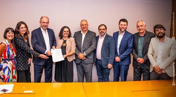  Contraf-CUT assina dois acordos coletivo de trabalho com o BNDES