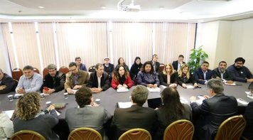 Banqueiros aceitam calendário de negociações apresentada na mesa pelo Comando dos Bancários  