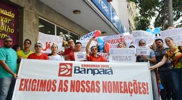 Sindicato e Concursados do Banpará tomam as ruas para cobrar mais contratações