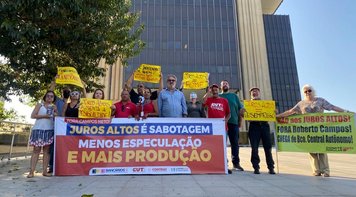 Trabalhadores realizam em todo o país protestos contra os juros altos