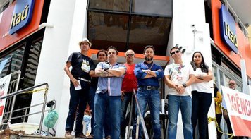 Categoria paralisa agências do Itaú em Belém contra reforma trabalhista