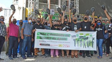  Respeito! Quadro de Apoio do Banco da Amazônia se manifesta contra as ameaças de demissão 